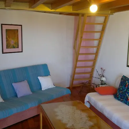 Ljuba I Mare Apartament *