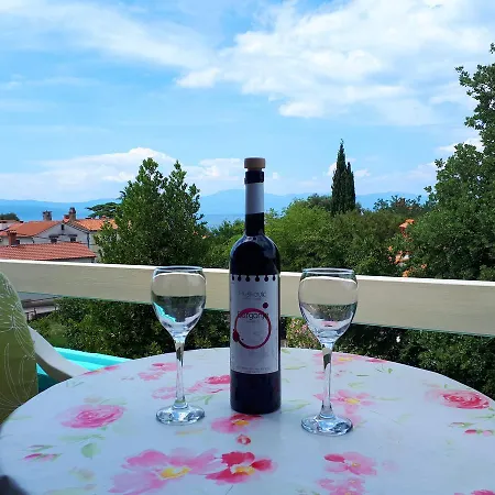 Apartament Ljuba I Mare