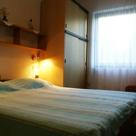 Apartament Ljuba I Mare