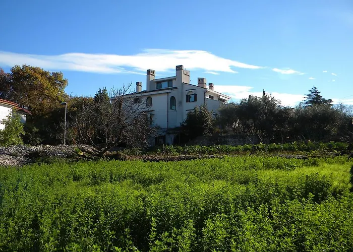 Ljuba I Mare Apartamento