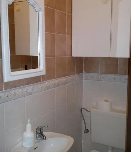 Ljuba I Mare Apartamento