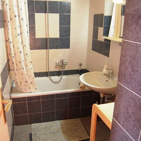 Ljuba I Mare * Malinska